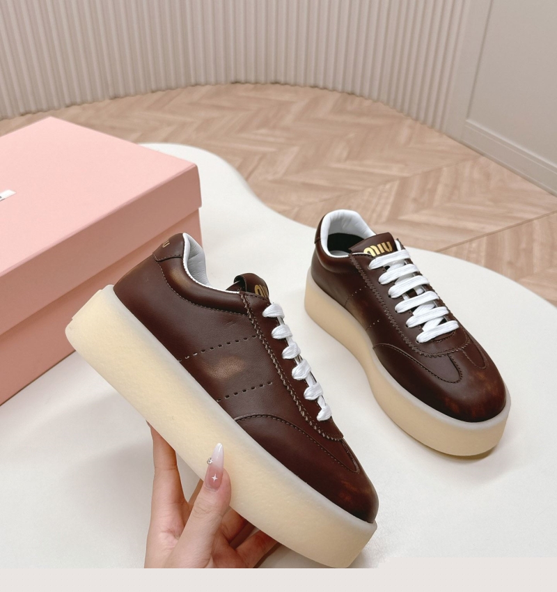 Miu Miu Casual Shoes